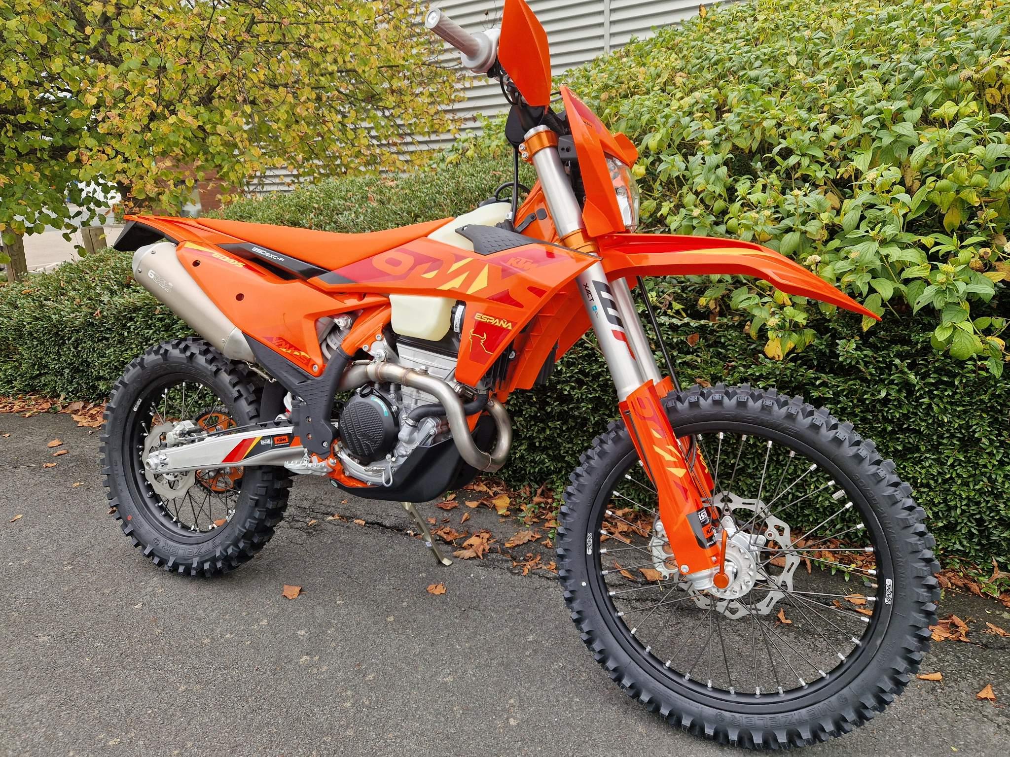 2025 KTM 250 SIX DAYS X-Ring